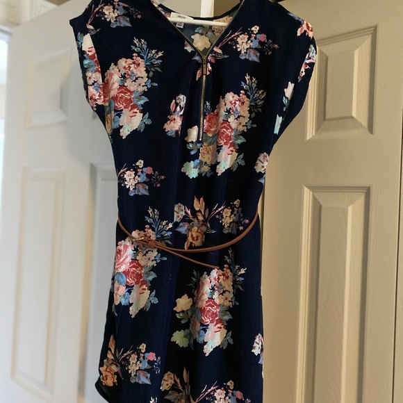 Ardene dress with belt size xs